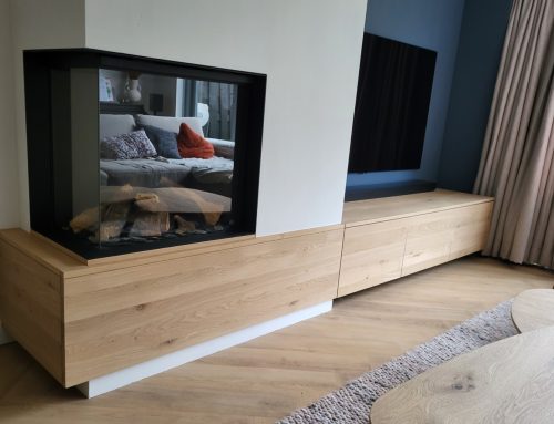 Eiken TV-meubel met haardombouw